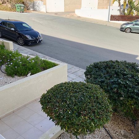 Beautiful 2 Bed Apartment In Peyia Valley, Paphos Pegeia Exterior foto