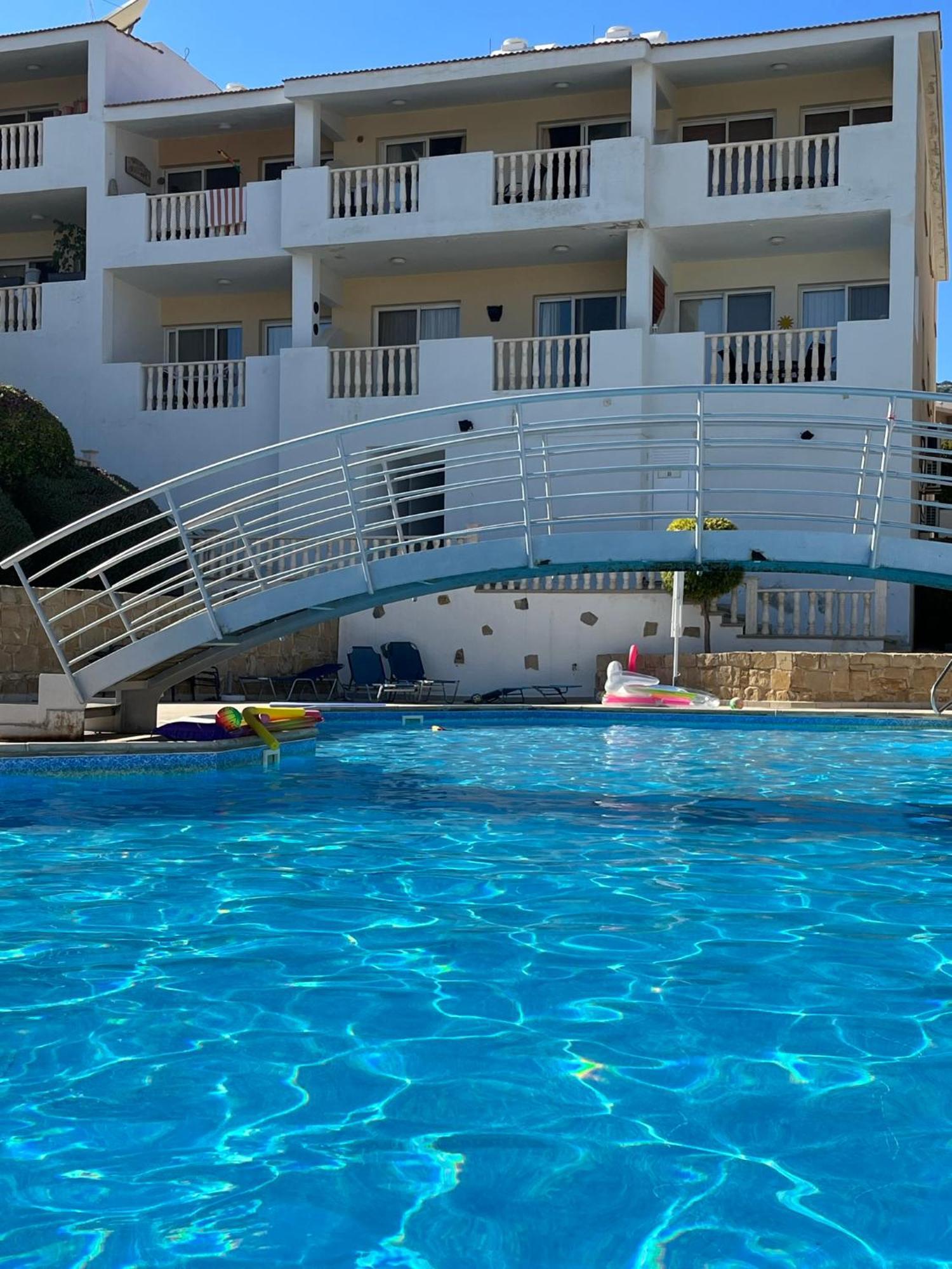 Beautiful 2 Bed Apartment In Peyia Valley, Paphos Pegeia Exterior foto