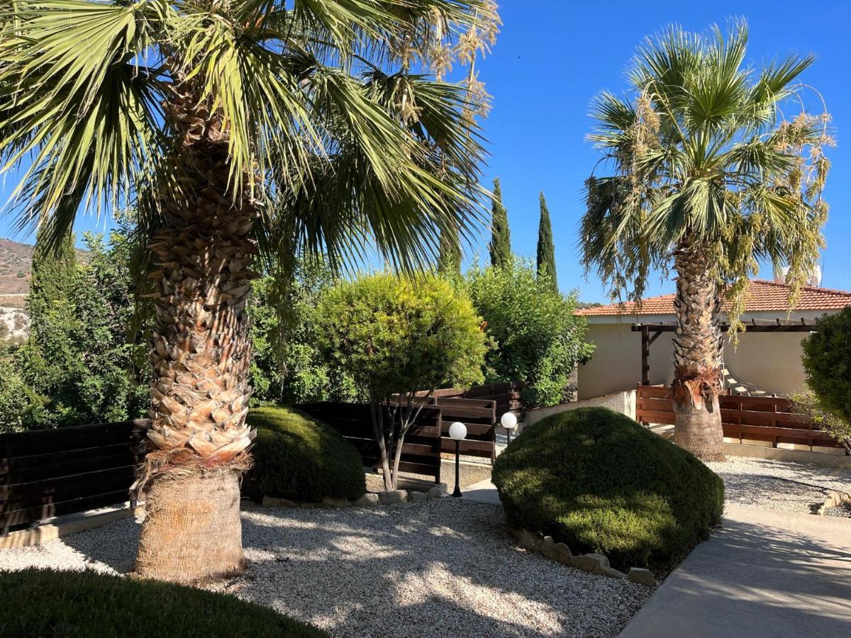 Beautiful 2 Bed Apartment In Peyia Valley, Paphos Pegeia Exterior foto