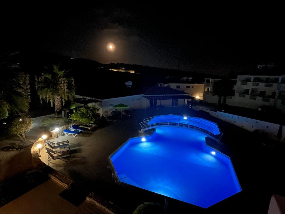 Beautiful 2 Bed Apartment In Peyia Valley, Paphos Pegeia Exterior foto