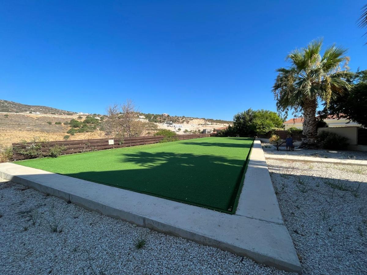 Beautiful 2 Bed Apartment In Peyia Valley, Paphos Pegeia Exterior foto