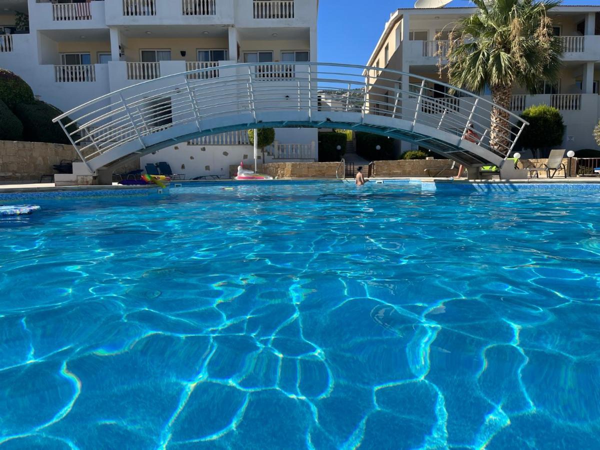 Beautiful 2 Bed Apartment In Peyia Valley, Paphos Pegeia Exterior foto