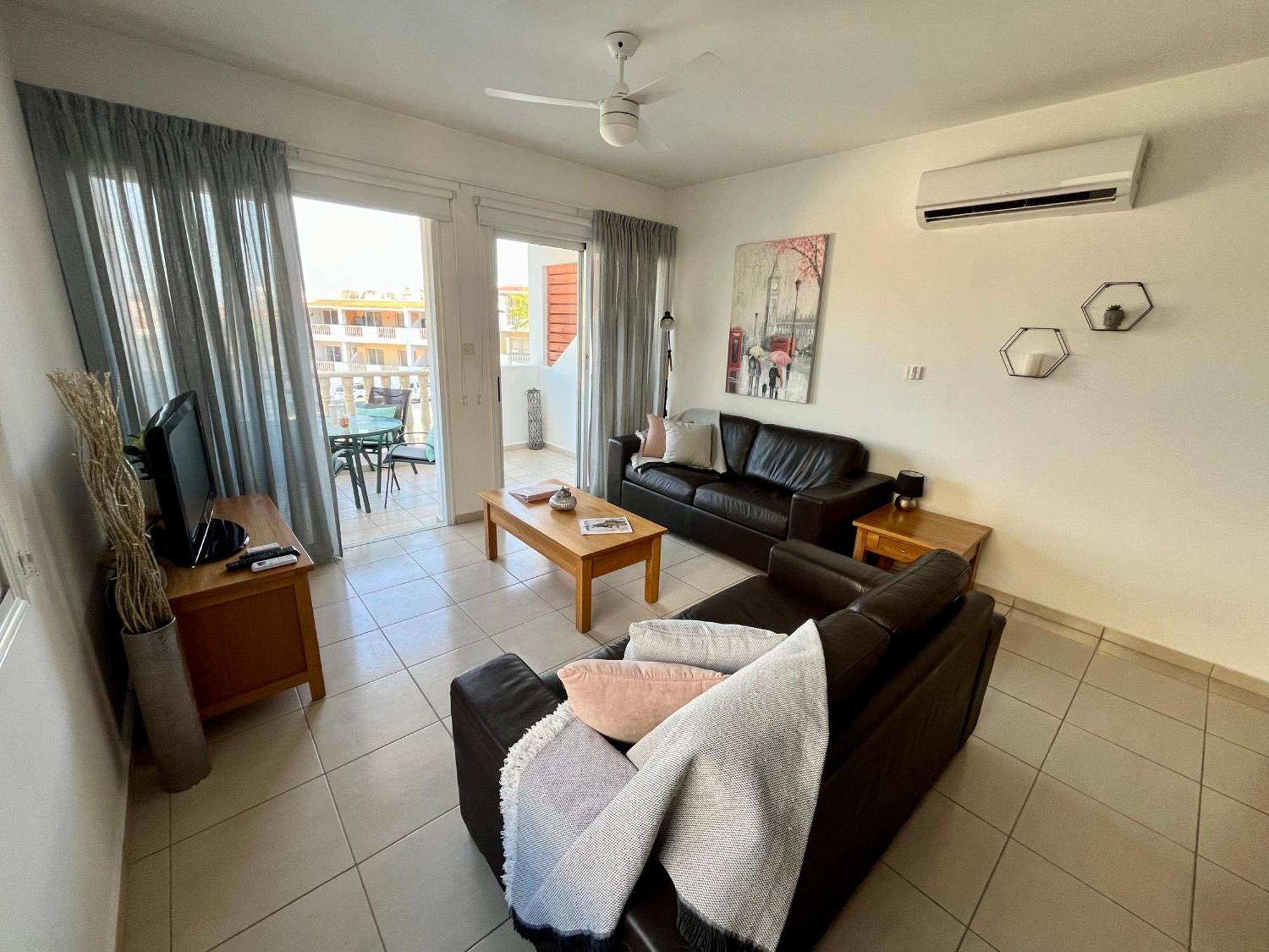 Beautiful 2 Bed Apartment In Peyia Valley, Paphos Pegeia Exterior foto
